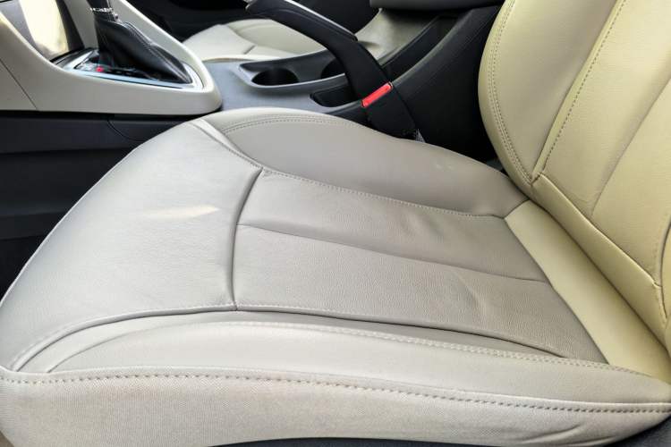 Used Buick GT 2019 15T Dual-Clutch Connected Elite Model China VI