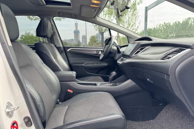 Used Honda Jade 2016 1.8L Automatic Comfort Elite Version 5 Seats