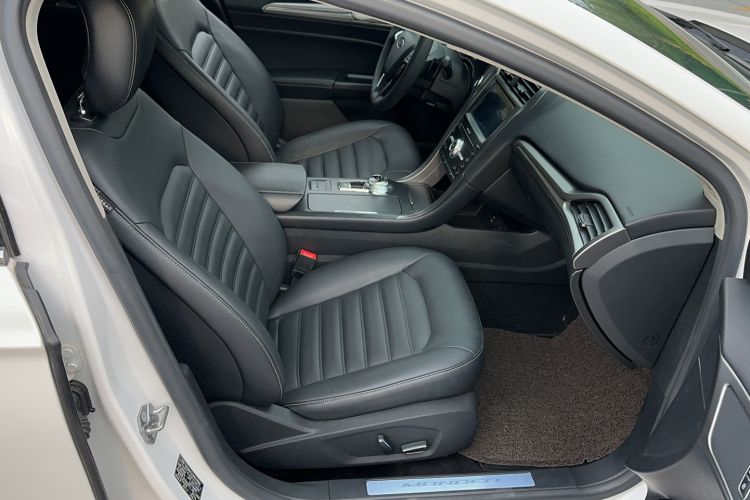 Used Ford Mondeo 2017 EcoBoost 180 Stylish Model
