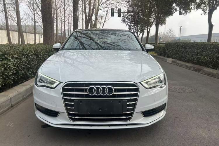 Used Audi A3 2015 Limousine 35 TFSI Millionth Anniversary Intelligent Leading Model