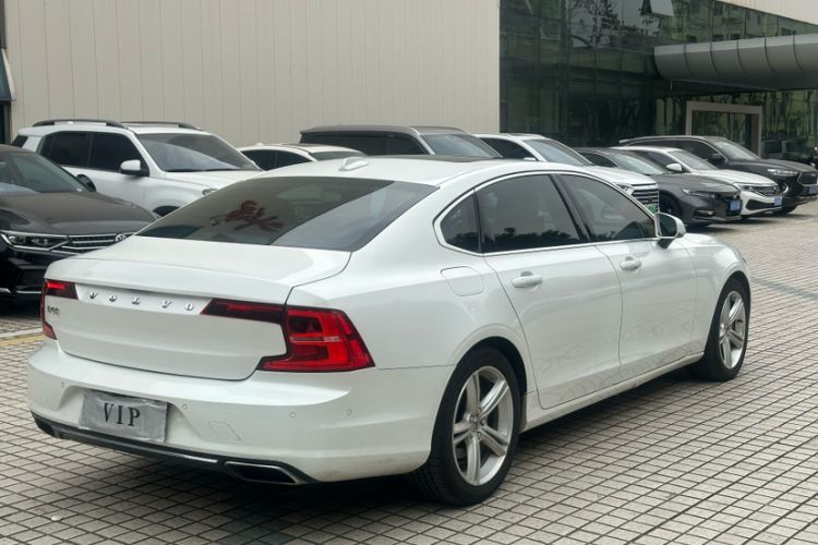 Used Volvo S90 2018 T4 Zhiyuan Edition