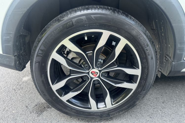 Used Roewe RX5 2018 30T Two-Wheel Drive Automatic Internet Smart Edition
