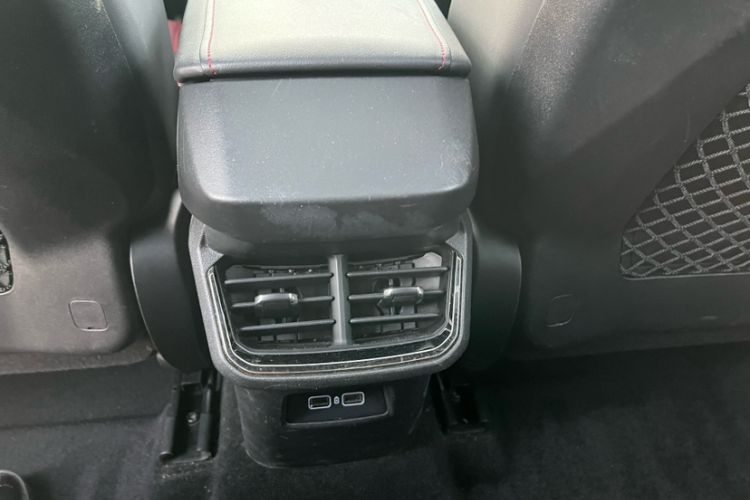 Used Lynk & Co 06 2020 1.5T JinPro model
