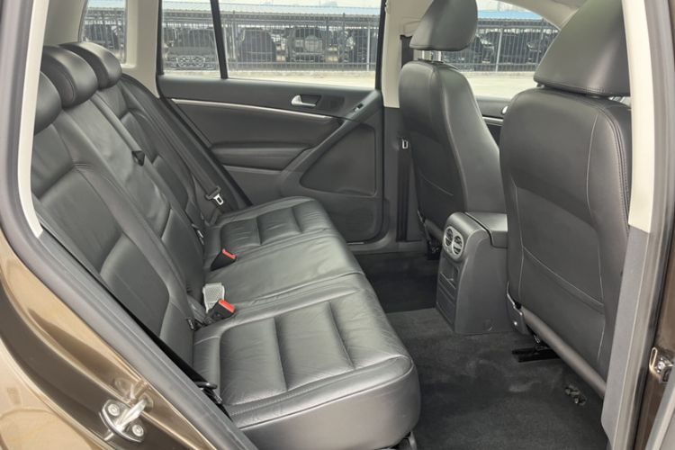 Used Volkswagen Tiguan L 2015 1.8TSI Automatic Two-Wheel Drive Comfort Edition