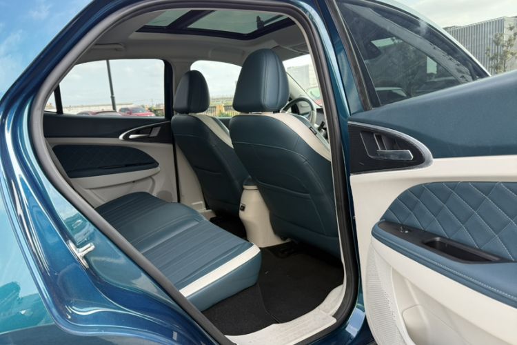 Used ORA Good Cat 2021 400km Standard Range Venus Edition Lithium Iron Phosphate