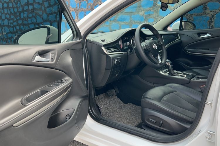 Used Buick Verano 2015 Sedan 20T Dual-Clutch Elite Model
