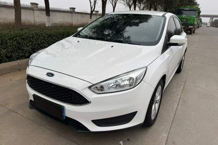 Used Ford Focus 2018 Hatchback Classic 1.6L Automatic Comfort Plus SmartDrive Edition