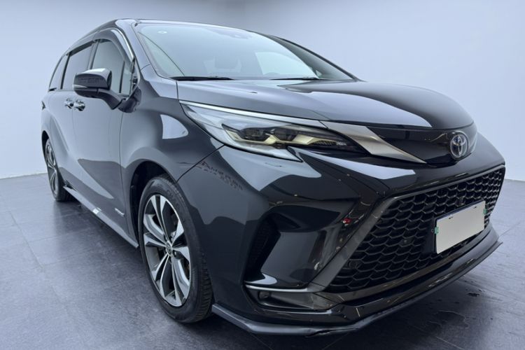 Used Toyota Granvia 2022 2.5L Hybrid Flagship Edition