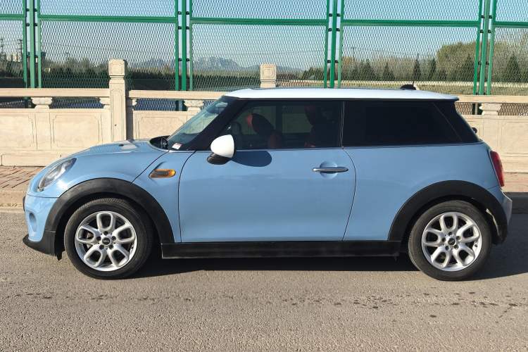 Used  MINI 2016 1.2T ONE Pioneer Edition