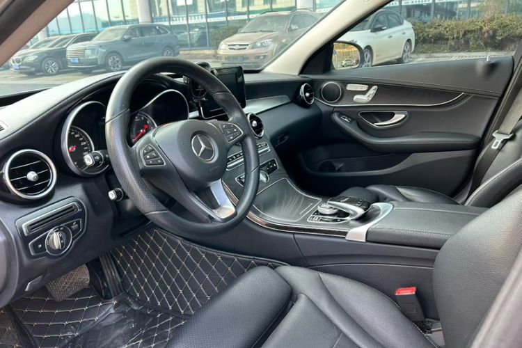 Used Mercedes-Benz C-Class 2017 Facelift C 200 L Sport Edition
