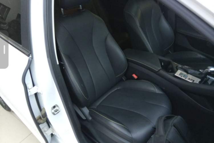 Used Roewe i5 2021 Revised Version 1.5L CVT Diamond Edition