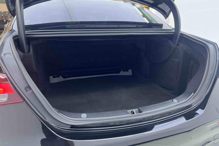 Used Mercedes-Benz E-Class 2023 E 300 L Sport Luxury Edition
