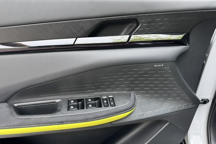 Used Changan UNI-V 2022 2.0T Leading-Speed Edition
