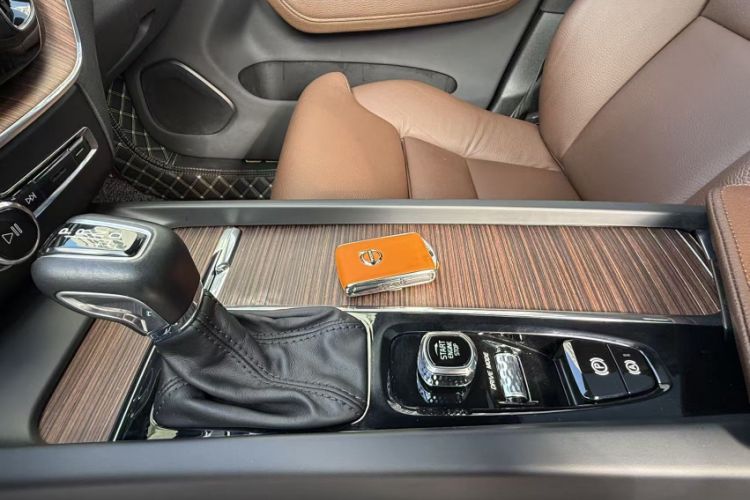 Used Volvo XC60 2021 T5 4x4 Smart Luxury Edition
