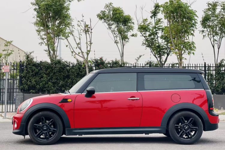 Used  Clubman 2011 1.6L COOPER Fun
