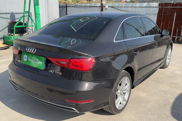 Used Audi A3 2014 Limousine 40 TFSI S line Comfort Model
