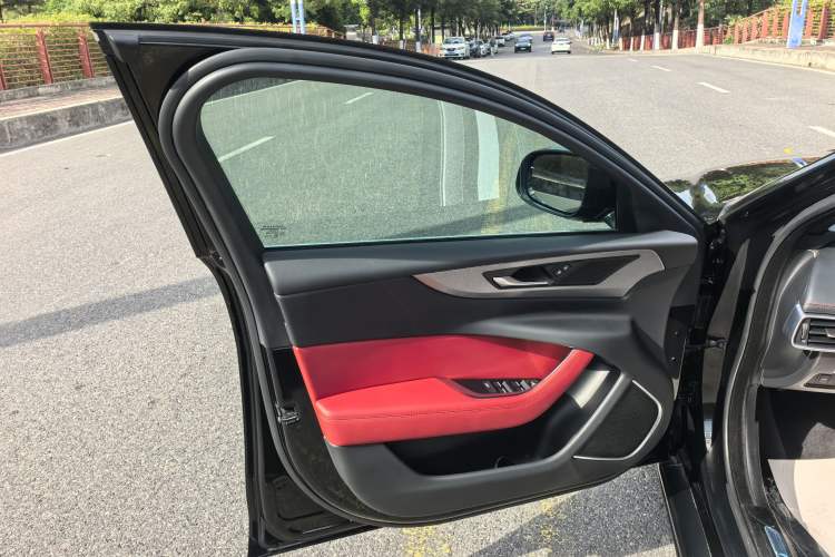 Used Jaguar XEL 2021 2.0T 250 PS R-DYNAMIC S Advanced Sport Edition
