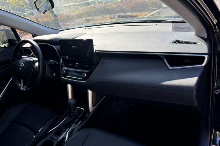 Used Toyota FRONTLANDER 2024 2.0L CVT Elite Plus Edition
