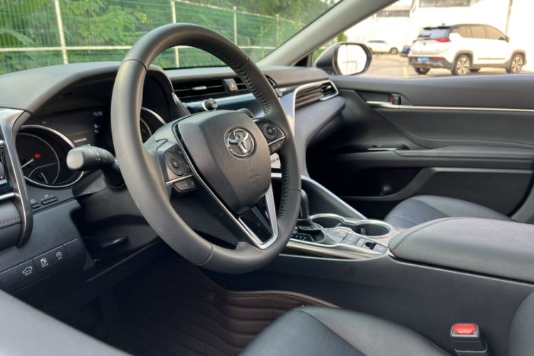 Used Toyota Camry 2019 Revised Version 2.5G Luxury Edition

