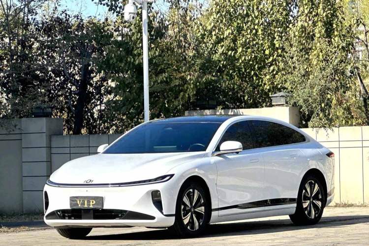 Used  A07 2025 Range-Extended "Truly Delicious" 140 Elite Version
