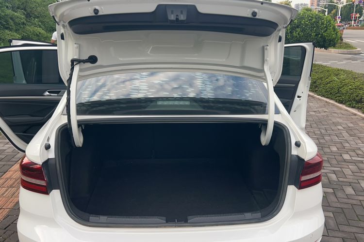 Used Volkswagen Lavida 2022 1.5L Automatic Vision Edition