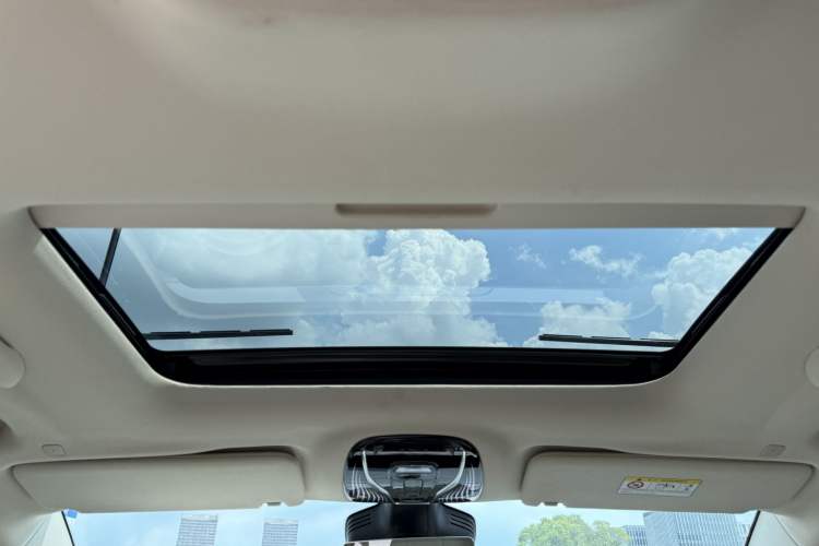 Used VOYAH Dream 2022 Low-Carbon Edition Dream+ Smart Enjoyment Package
