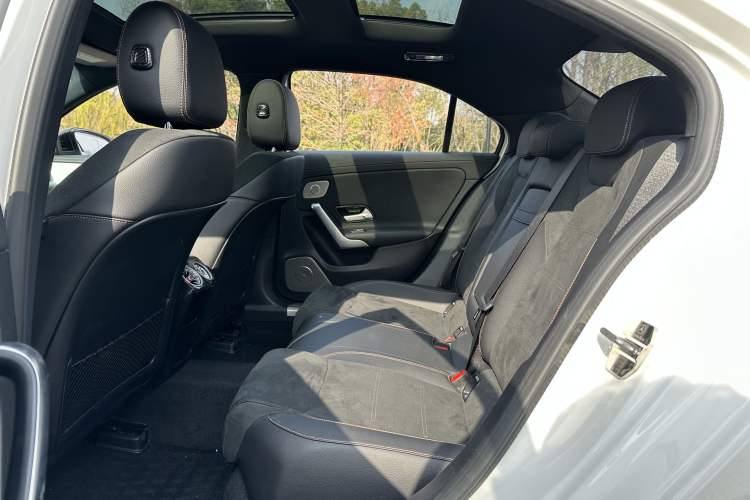 Used Mercedes-Benz A-Class 2019 A 200 L Sport Sedan First Edition Special Edition
