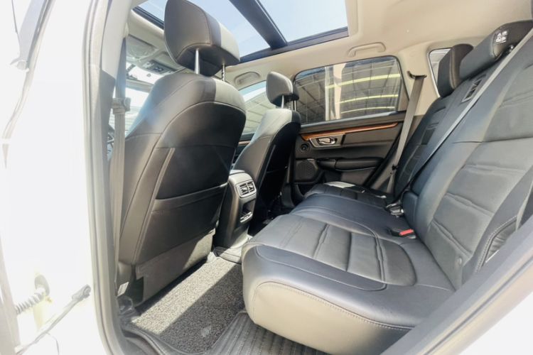 Used Honda CR-V 2019 Brilliant Edition Plus 240TURBO CVT Two-Wheel Drive Fashion Version China VI Emission Standard
