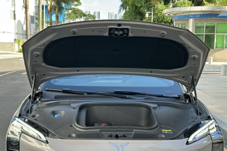 Used Hongqi EH7 2024 600 Pro
