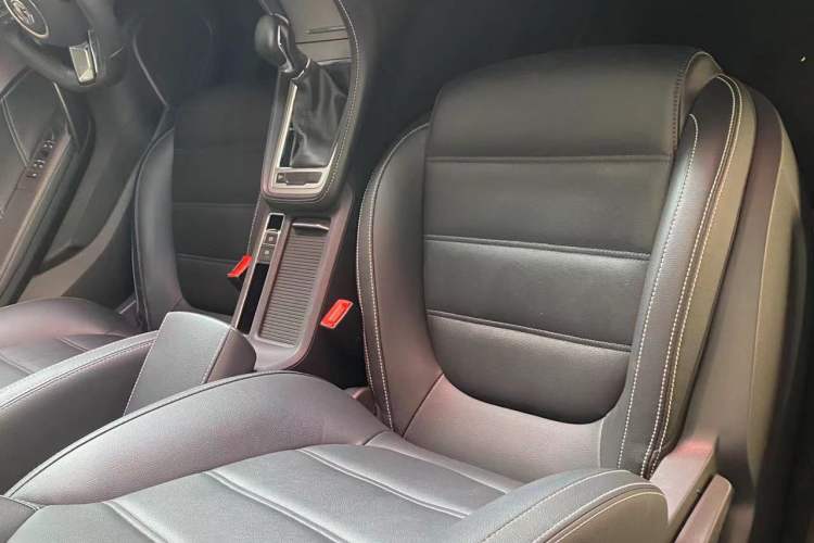 Used MG 6 2017 20T Automatic Luxury Smart Connect Version China V Standard
