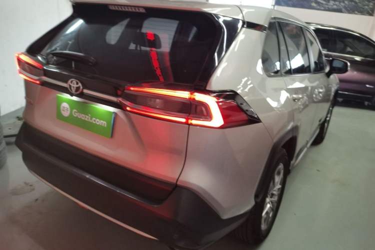 Used Toyota Wildlander 2022 2.0L CVT Two-Wheel Drive Luxury PLUS Edition
