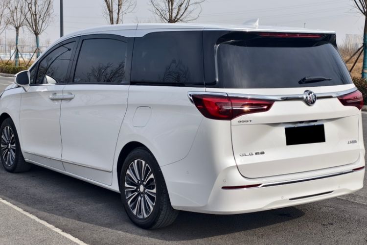 Used Buick GL8 2022 ES Landtrek 653T Flagship Model