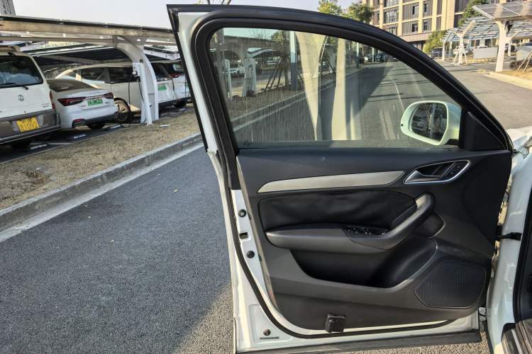 Used Audi Q3 2015 35 TFSI Ambition Edition
