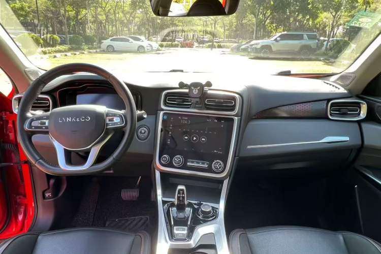 Used Lynk & Co 01 2017 2.0T Four-Wheel Drive Pro Edition
