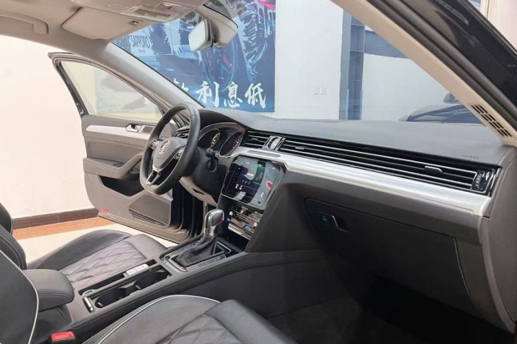 Used Volkswagen Magotan GTE Plug-in Hybrid 2020 GTE Luxury Model
