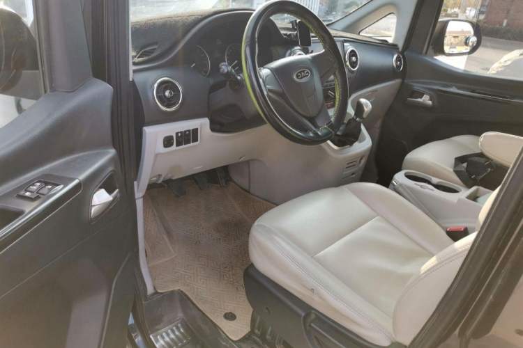 Used  M3 2019 PLUS IKEA Edition 1.8L Luxury Model
