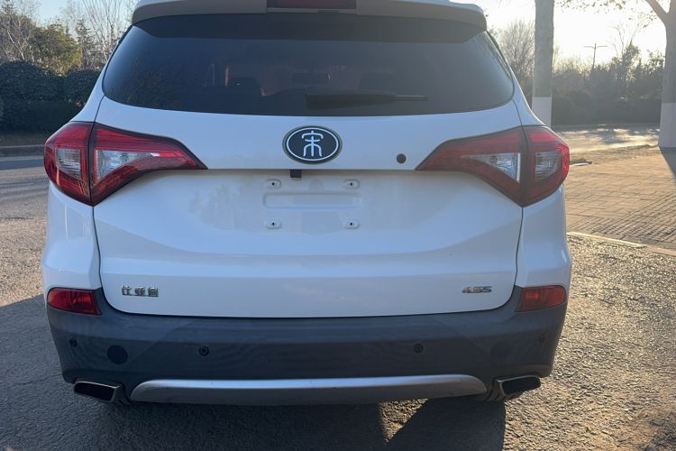 Used BYD Song New Energy 2017 Song DM 1.5TID All-Wheel Drive Luxury Model
