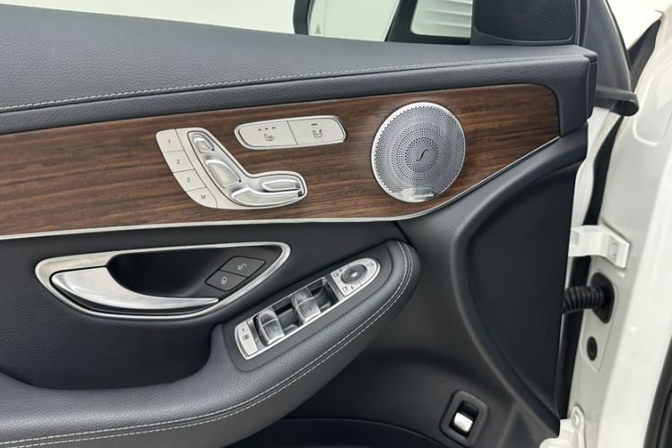 Used Mercedes-Benz GLC 2021 GLC 300 L 4MATIC Dynamic Model
