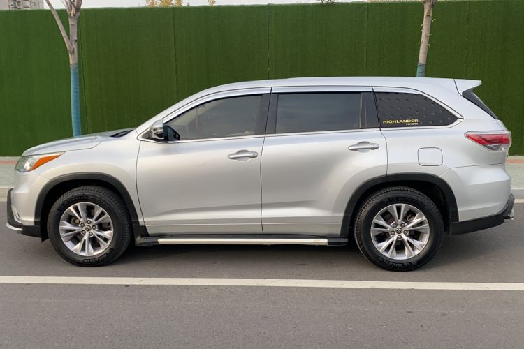 Used Toyota Highlander 2015 2.0T Four-Wheel Drive Elite Edition 7-Seater
