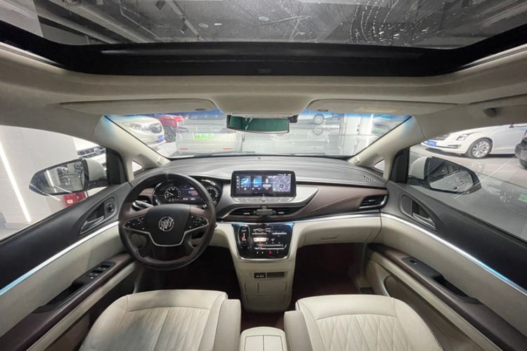 Used Buick GL8 2021 Land Cruiser Executive Class 652T Luxury Model
