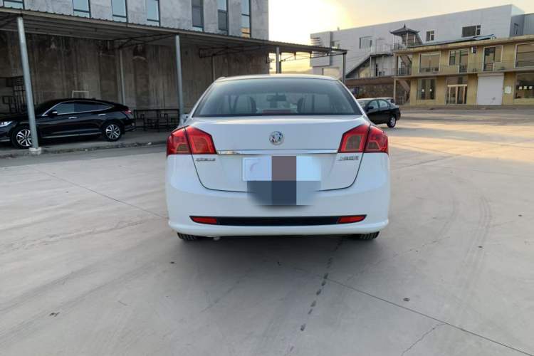 Used Buick Excelle 2015 1.5L Automatic Classic Model
