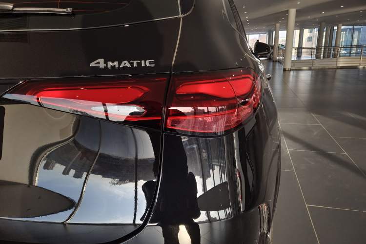 Used Mercedes-Benz GLC 2024 GLC 300 L 4MATIC Dynamic Edition 5-seater
