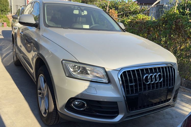 Used Audi Q5 2016 40 TFSI Comfort Model
