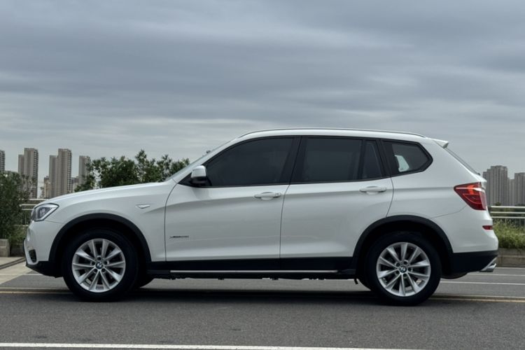 Used BMW X3 2014 xDrive28i Leading Model
