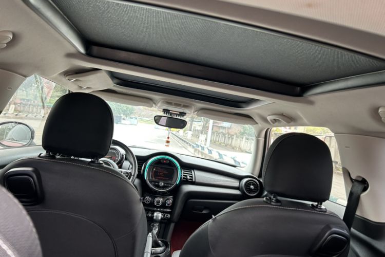 Used  MINI 2014 1.5T COOPER Fun
