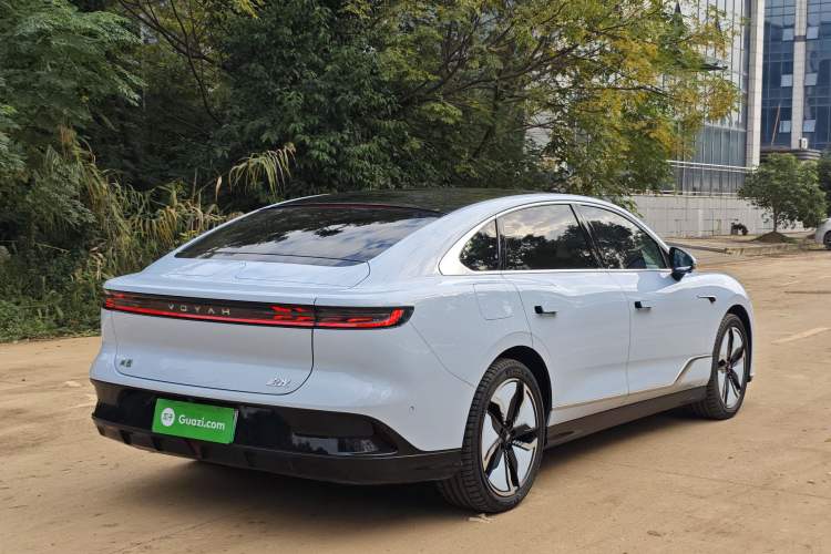 Used VOYAH PASSION 2023 Four-Wheel Drive Standard Edition