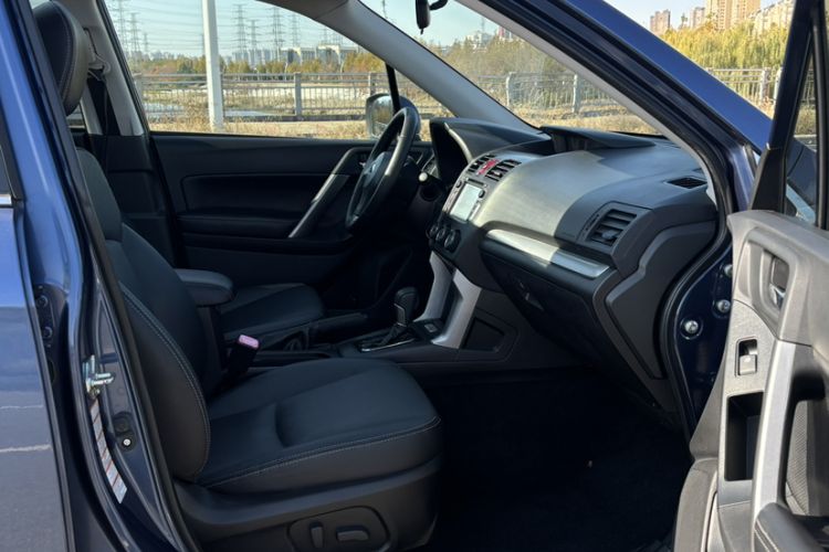 Used Subaru Forester 2013 2.5i Automatic Luxury Edition
