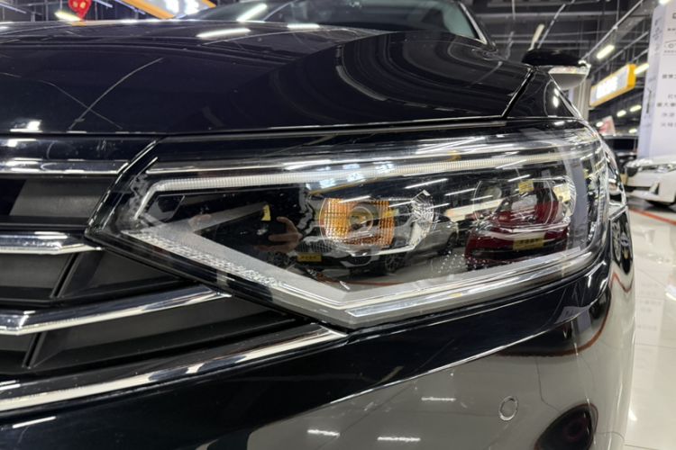 Used Volkswagen Magotan 2020 330TSI DSG Luxury Edition
