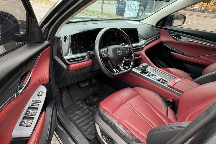 Used Changan CS75 PLUS 2022 1.5T Automatic Luxury Model
