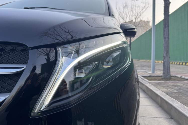 Used Mercedes-Benz V-Class 2022 V 260 L Long Wheelbase Prestige Edition